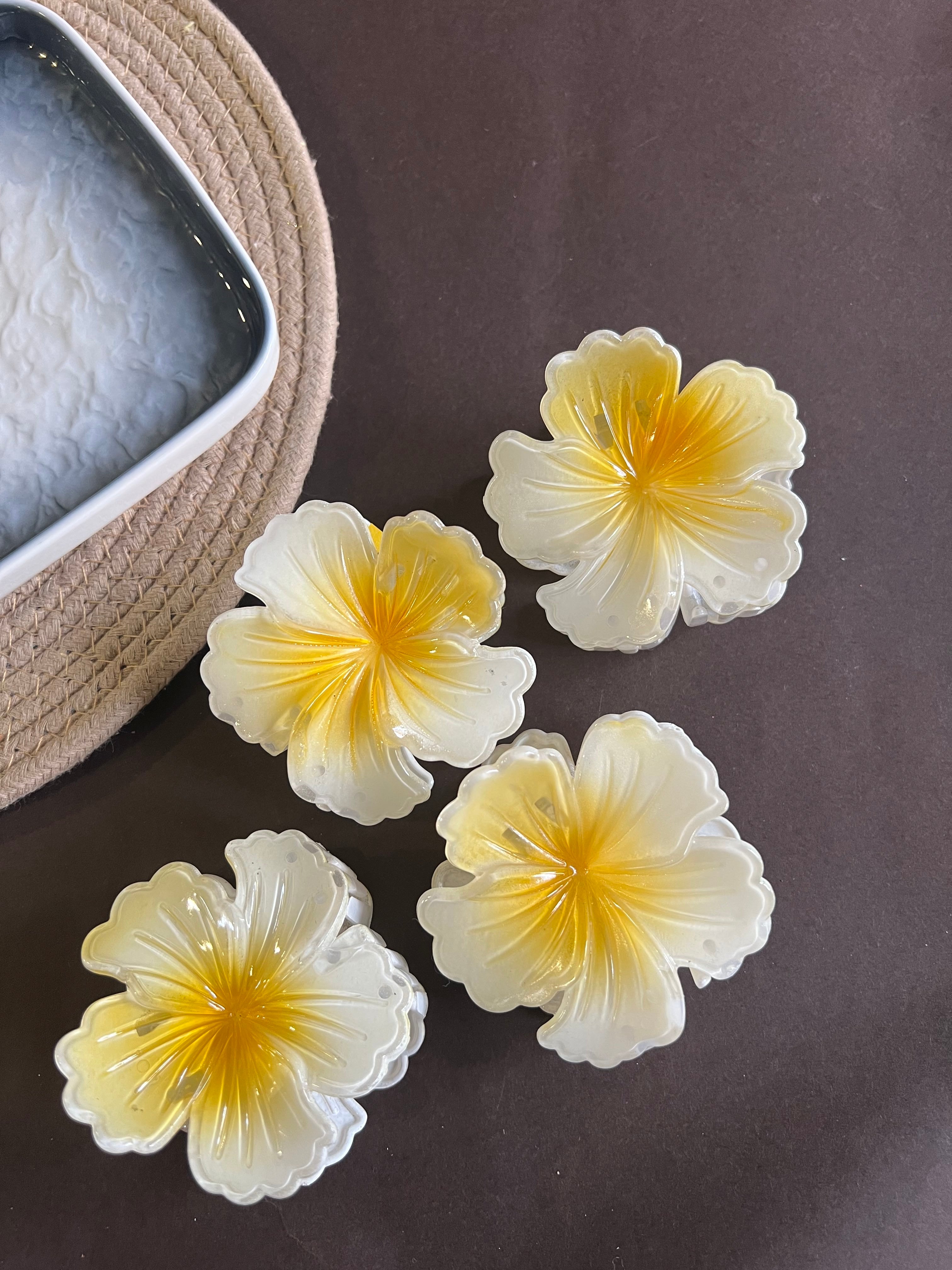 Golden Glow Flower Clips
