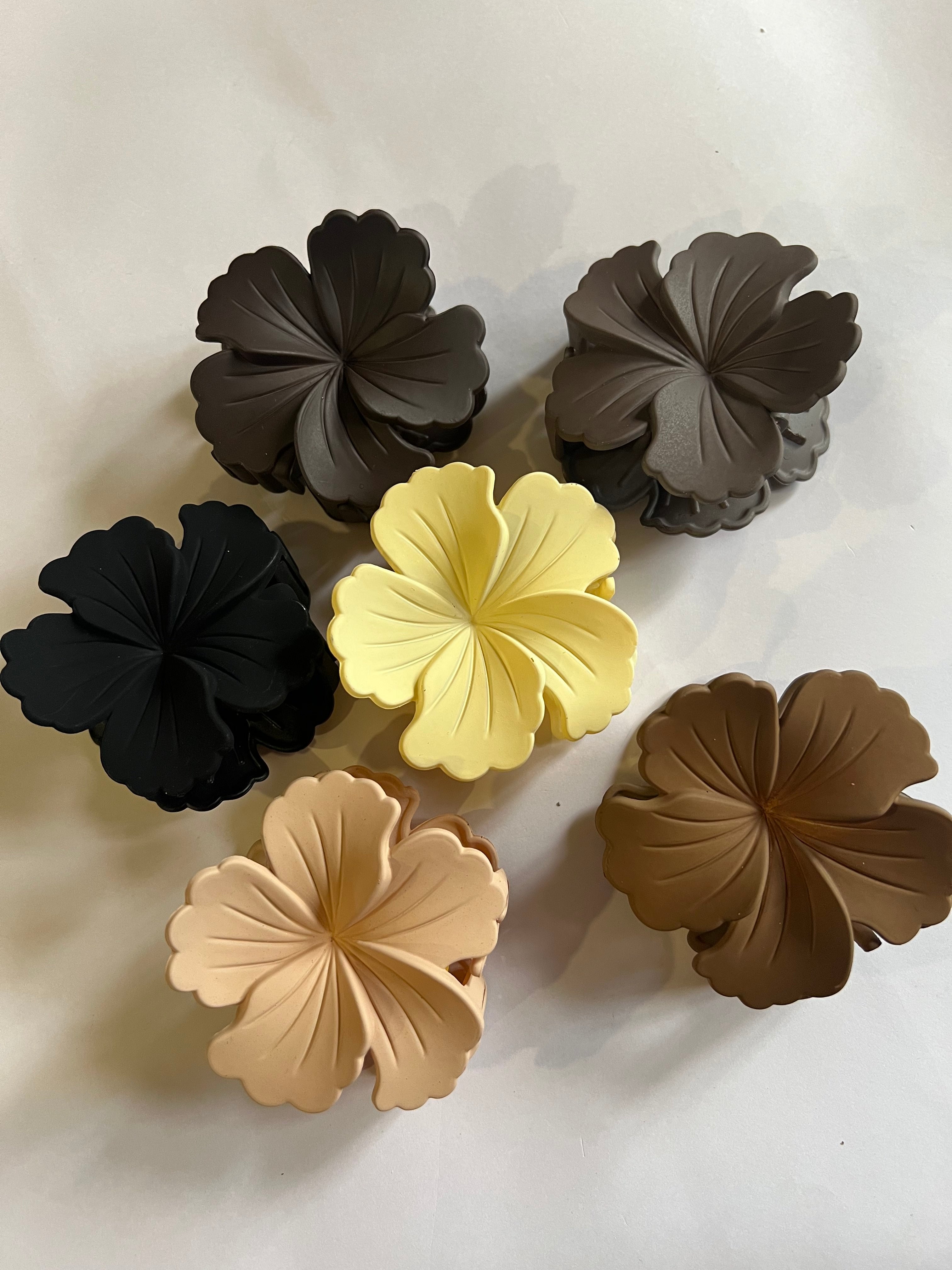 Matte Neutral Flower Clips