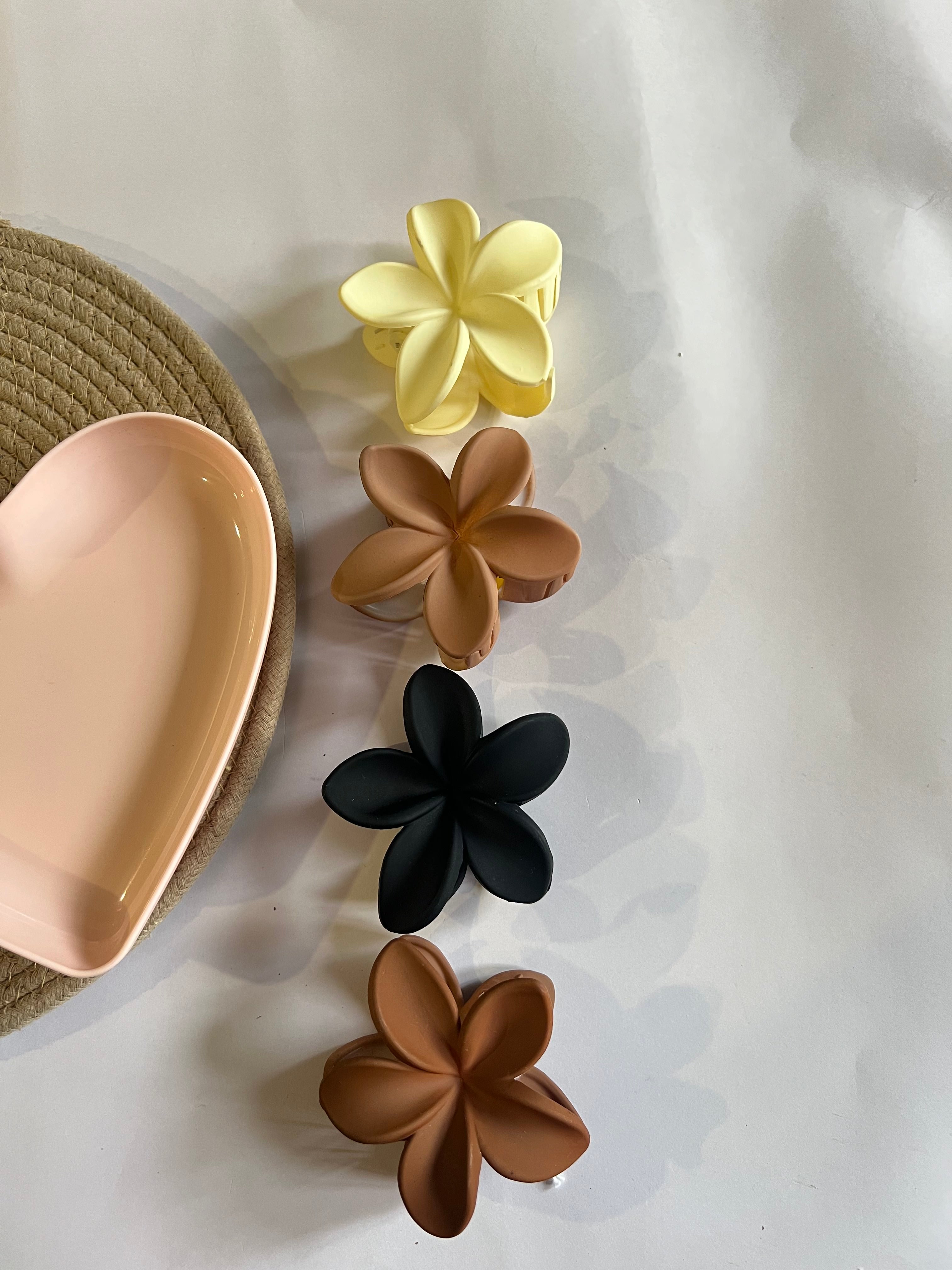 Everyday Matte Flower Clips