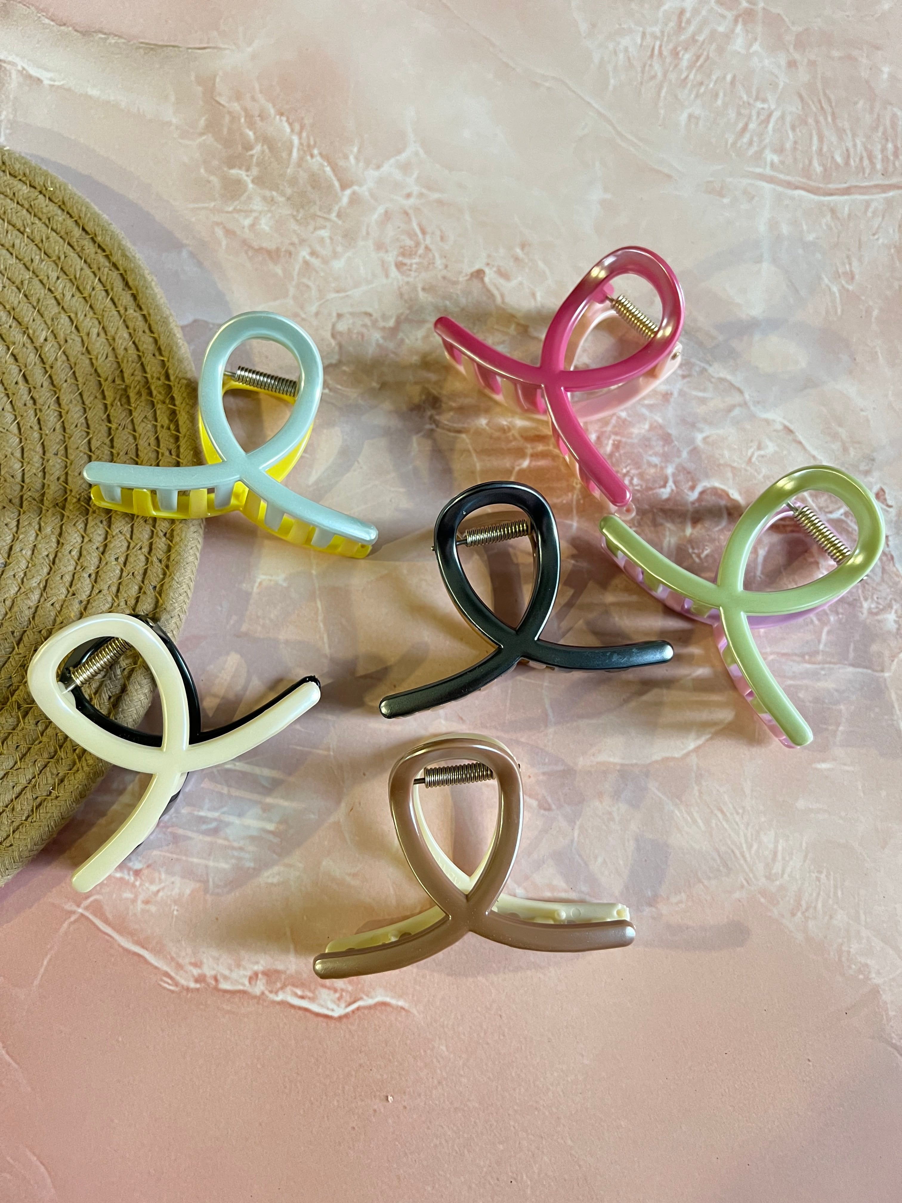 Glossy Loop Hair Clips
