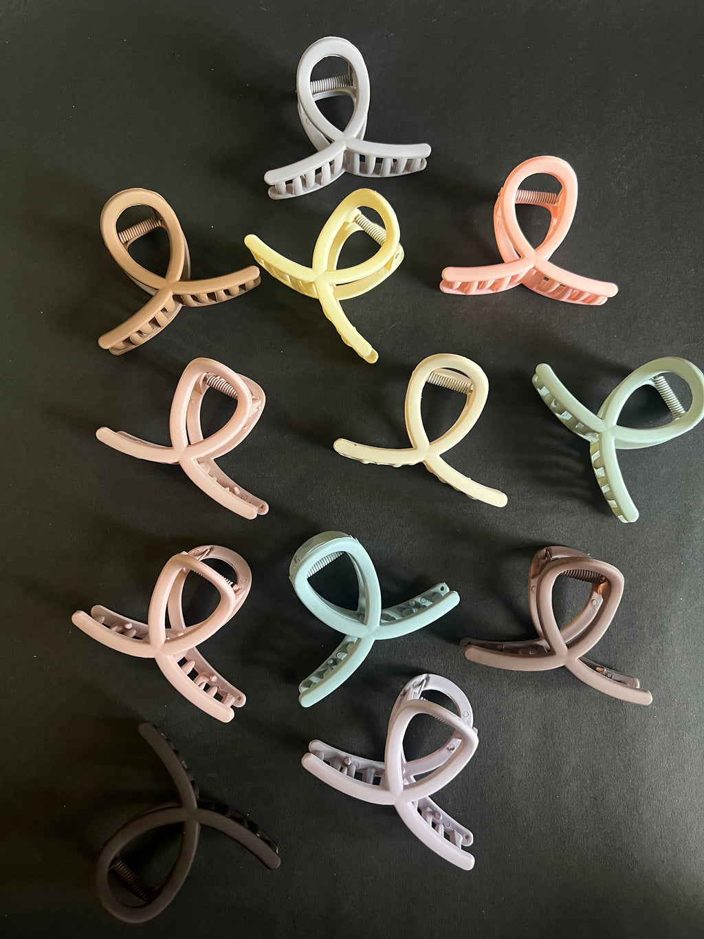 Matte Cross Hair Claw Clips