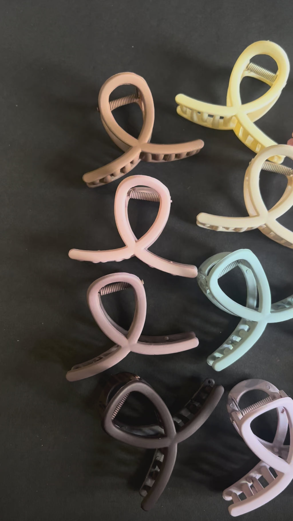 Matte Cross Hair Claw Clips