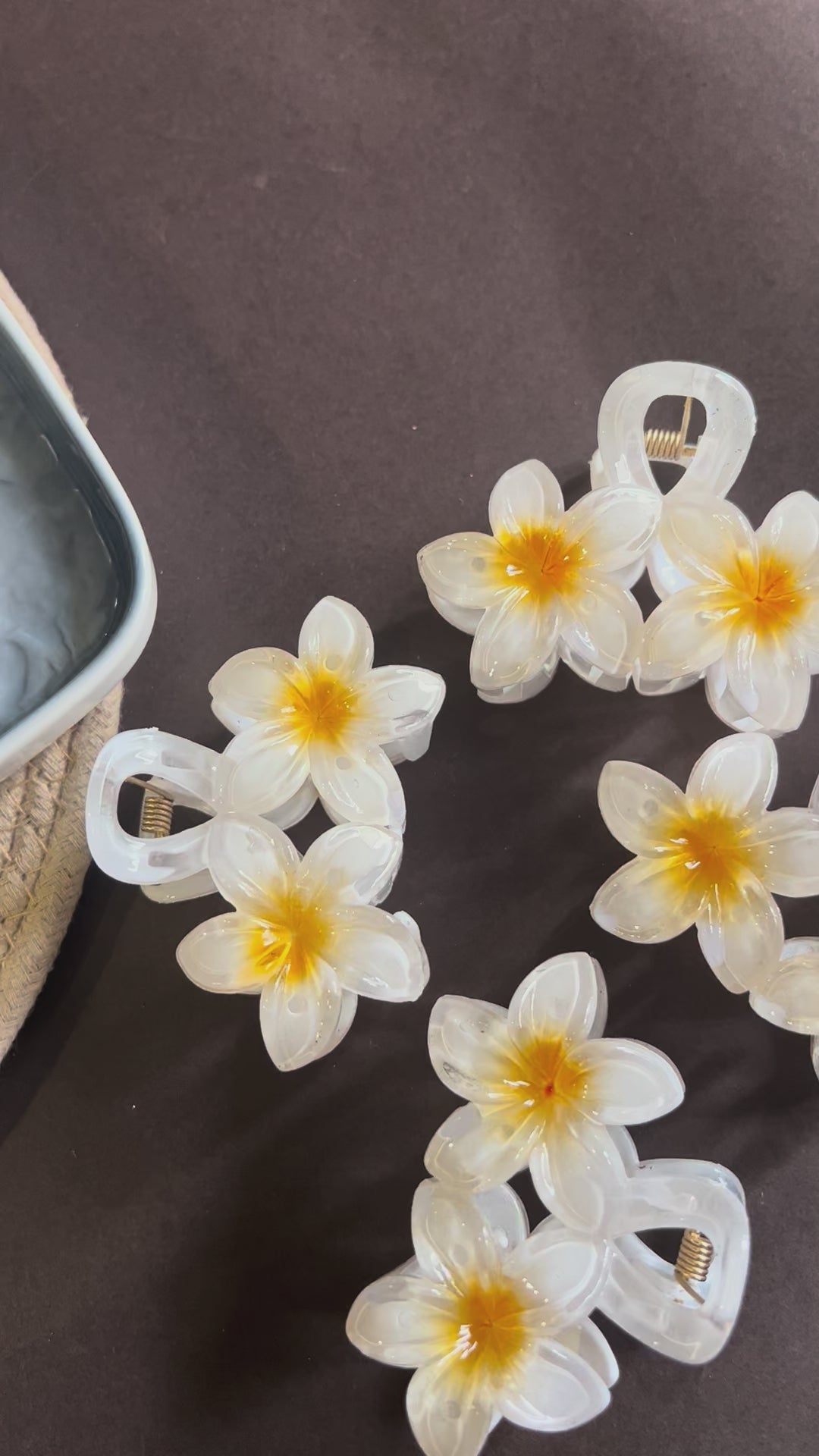 Pearl Shine Flower Clips